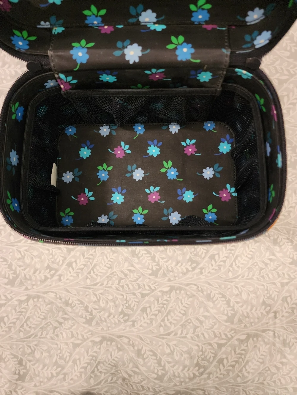 Vera Bradley Midnight Blues Choo Choo Travel Case